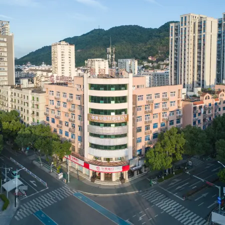 Touke Hotel (Huishui River Road, Pingyang)