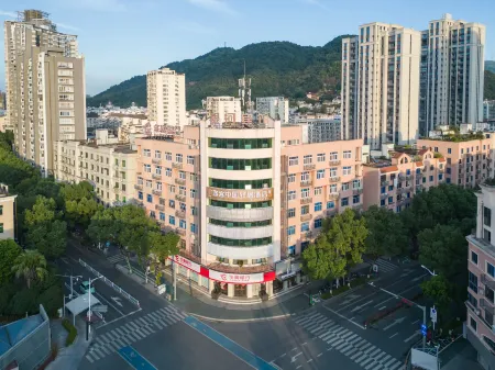 Touke Hotel (Huishui River Road, Pingyang)