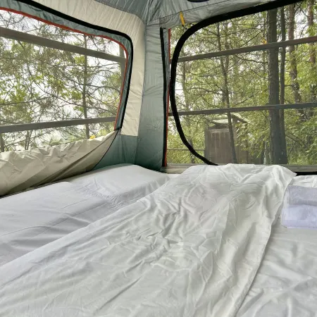 Shibing Cliffscape · Villa: Mountain-Encircling Viewing Nebula Cabin