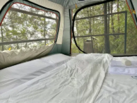 Shibing Cliffscape · Villa: Mountain-Encircling Viewing Nebula Cabin