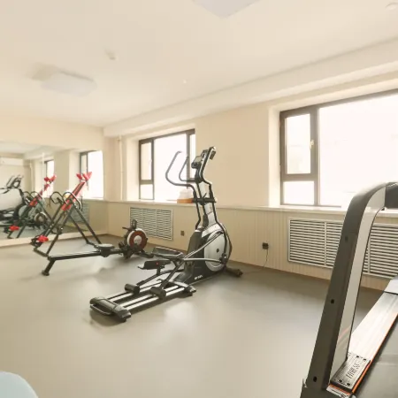 HanTing Hotel (Hegang Railway Station Jinguang Building) Отели в г. Хэган