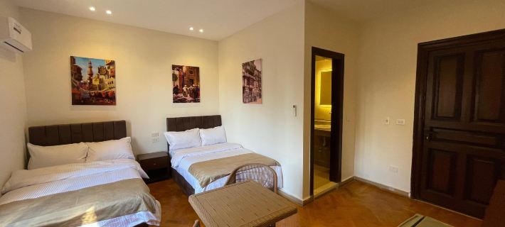 Tahrir Square Hotel Các khách sạn ở Cairo