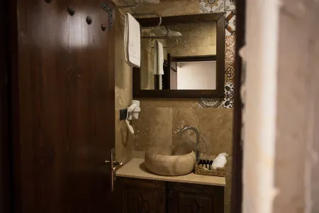 Göreme Stone Age Отели рядом с достопримечательностью «Роуз-Валли»