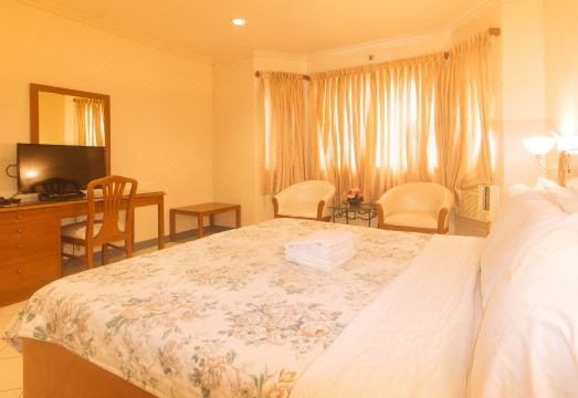 로얄 암 레이 호텔