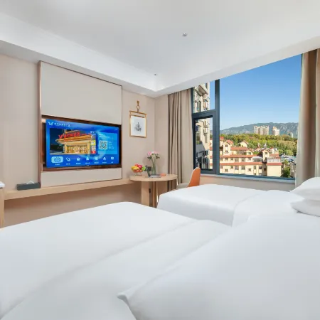 Vienna Hotel (Xuanwei Meihuan Square Branch)