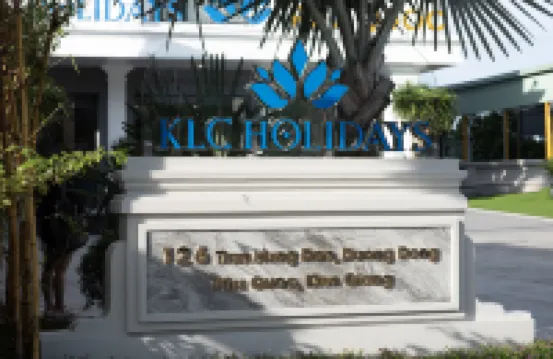 เคแอลซี ฮอลิเดย์ ฟู้ก๊วก โฮเทล โรงแรมใกล้น้ำตกฟู้โกว้ก
