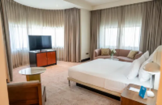 Majestic Cove Hotel