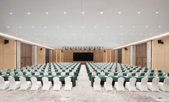 Neijiang International Hotel(Sports Center store)