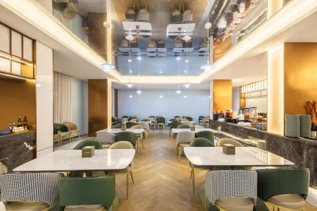 Baili Hotel Отели в г. Инань