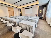 Country Inn Shaoguan Moore City Mine Park Branch - Business