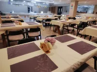 Lavande Hotel (Beijing Guomao Sihui Subway Station) Hotels near Sihui Station