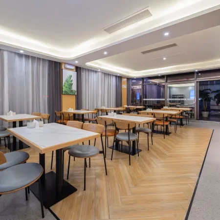 Shankee Tea Style Hotel (Yanshan Qidou Square)