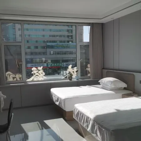 Qingtongxia Yinghao Business Hotel