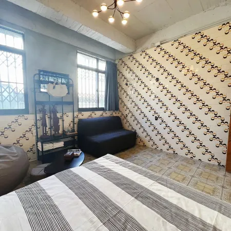 Local Backpacker Hostel