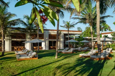 Cocana Resort Gili Trawangan Hotel dekat Tir Na Nog Bar