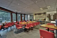 Waiting Hotel (Xihu Lingyin Temple Branch) - Afhentnings-/afleveringstjenester