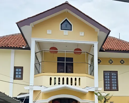 Kost 48 Surabaya Hotels in Sambikerep