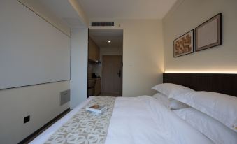 Yunqi Hotel