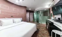 هوتل بيكاسو