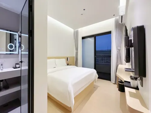 Lanxi Hotel(Honghe·Mengzi)