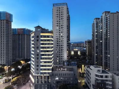 Fairyland Hotel (Dali Xiaguan Carlsbery Avenue) Hotels in Dali