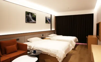 Dafang Yichuang Smart Hotel (Desheng International Trade City)