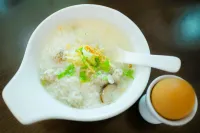 โมเดิร์น รีสอร์ท - พร้อมอาหารเช้า