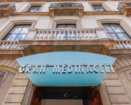 Hotel Medinaceli 4 sup โรงแรมใกล้ท่าเรือ Port Vell