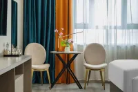 金色陽光ホテル（クチャ鉄道駅東湖） クッカ·スタジアム周辺のホテル