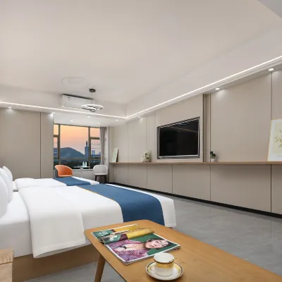 Orange Island Yipin Hotel (Wu Yi Square IFS Mall) Hotels near Juzizhou Station