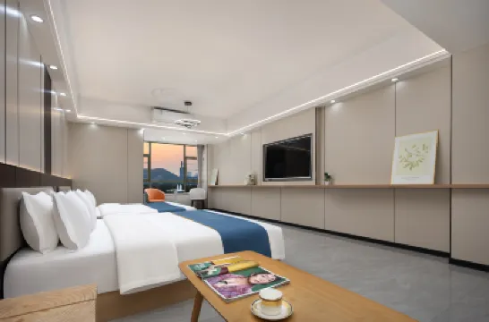 Juzhou Yipin High-altitude River View Boutique Homestay (Changsha Wuyi Square IFC） Hotels in 