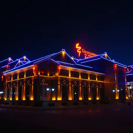 Gold Harbour Holiday Hotel