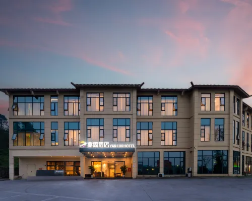 Yanlin Hotel (Xifeng Station) Hotel a Xifeng