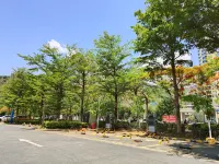 Miyi Family Garden Hotel - parking