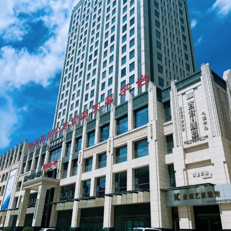 Qingpu Light Luxury Audiovisual Hotel (Longxi Gulaiwu Branch) Отели в г. Лунси