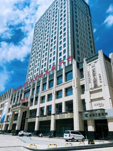 Qingpu Light Luxury Audiovisual Hotel (Longxi Gulaiwu Branch)