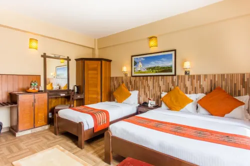 ポカラ クラウン プラザ