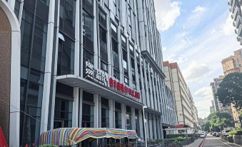 Longteng Boutique Hotel (Shenzhen Baoneng Center Sungang Subway Station Branch)