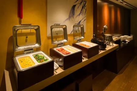 Les Suites Taipei - Da An Отели рядом с достопримечательностью «Taiwan University of Science and Technology»