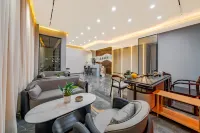 Pillow Creek Yalu Hotel (Huangguoshu Waterfall Scenic Area) Hotels in Zhenning Buyei and Miao Autonomous County