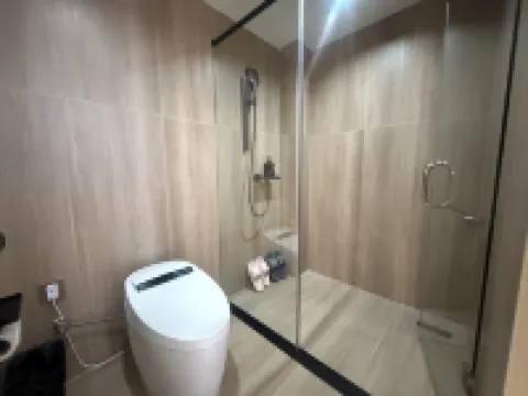 Lishu County Yifei Business Hotel