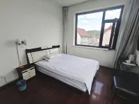 Zichang Zhangjia Quadrangle Inn