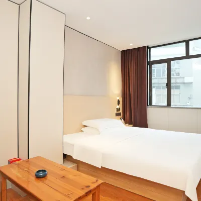 Yueyang Hostel Hotels near Loft 345