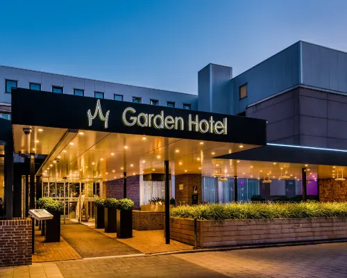 Bilderberg Garden Hotel Hotels near VondelCS