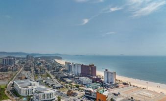 Mud Beach Hotel