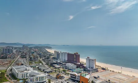 Mud Beach Hotel Отели рядом с достопримечательностью «Boryeong Mud»