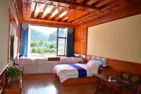 Dayugou Snow Mountain Prince Scenic Homestay