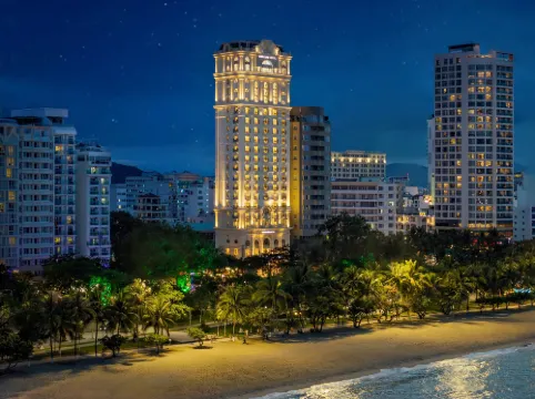 芽莊海灘美居酒店