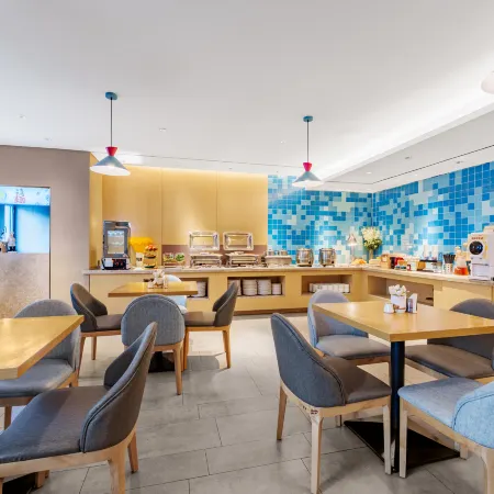 Homeinn · neo (Urumqi Hongshan North Gate Subway Station)