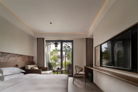 Xidi Miao Shang Ju · Fangyuan Vacation Homestay